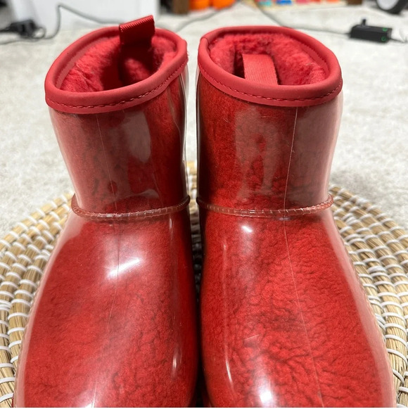 UGG Women’s Classic Samba Ribbon Red Mini Clear Waterproof Boots Size 6 - Picture 5 of 16